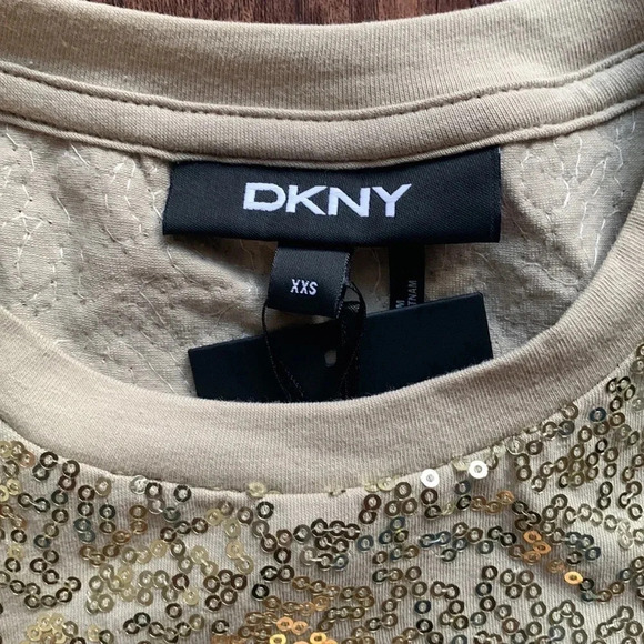 DKNY Sequined Gold T-Shirt Size XXS NWT - Picture 6 of 10